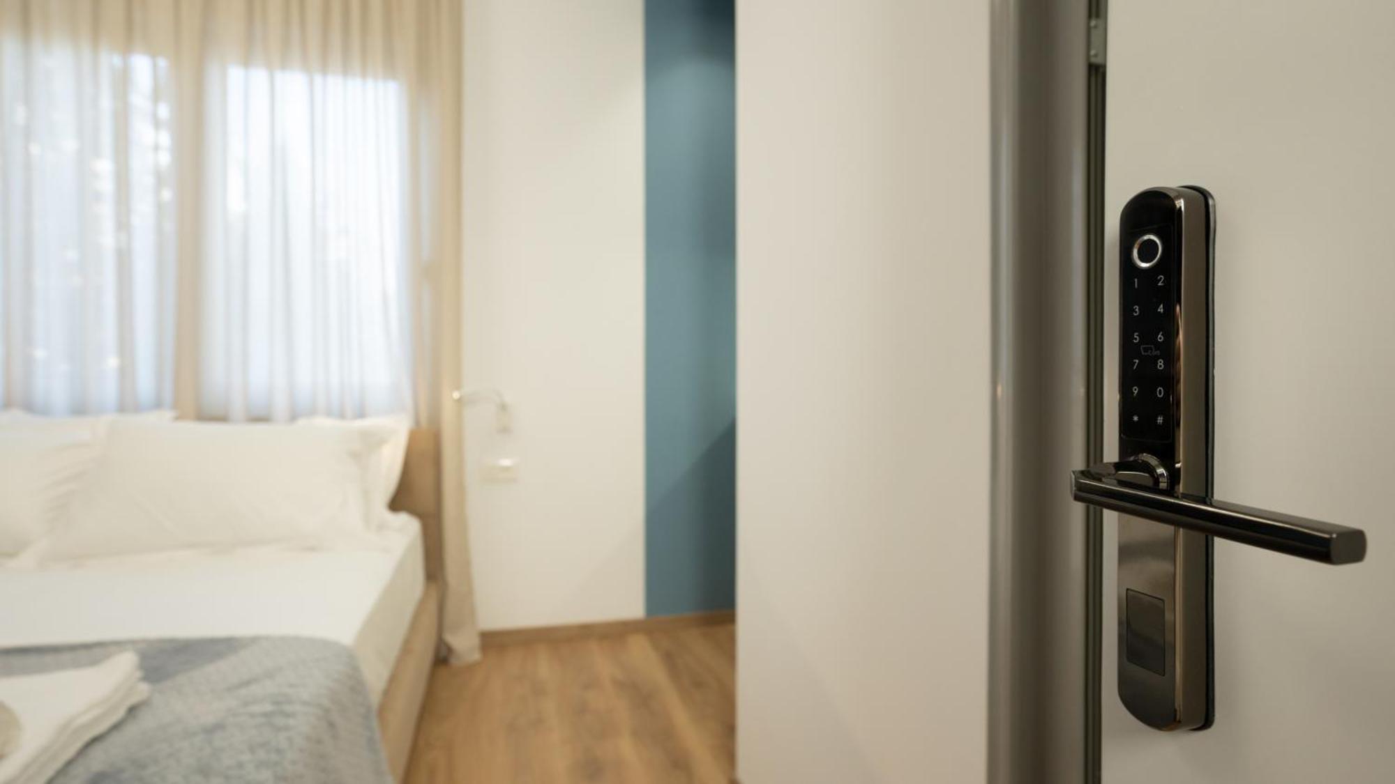 Circle Tirana City Center Ngoại thất bức ảnh