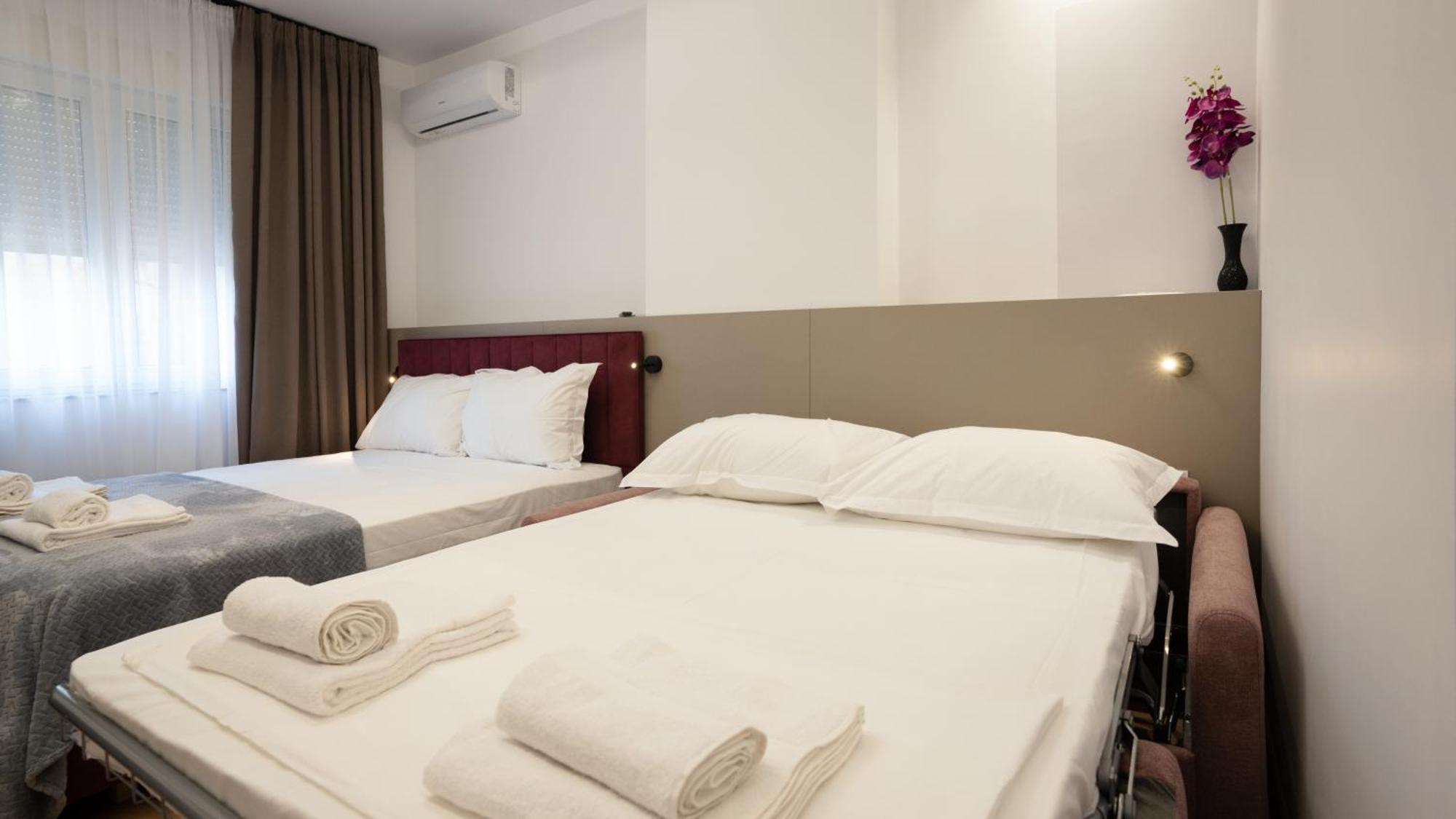 Circle Tirana City Center Ngoại thất bức ảnh